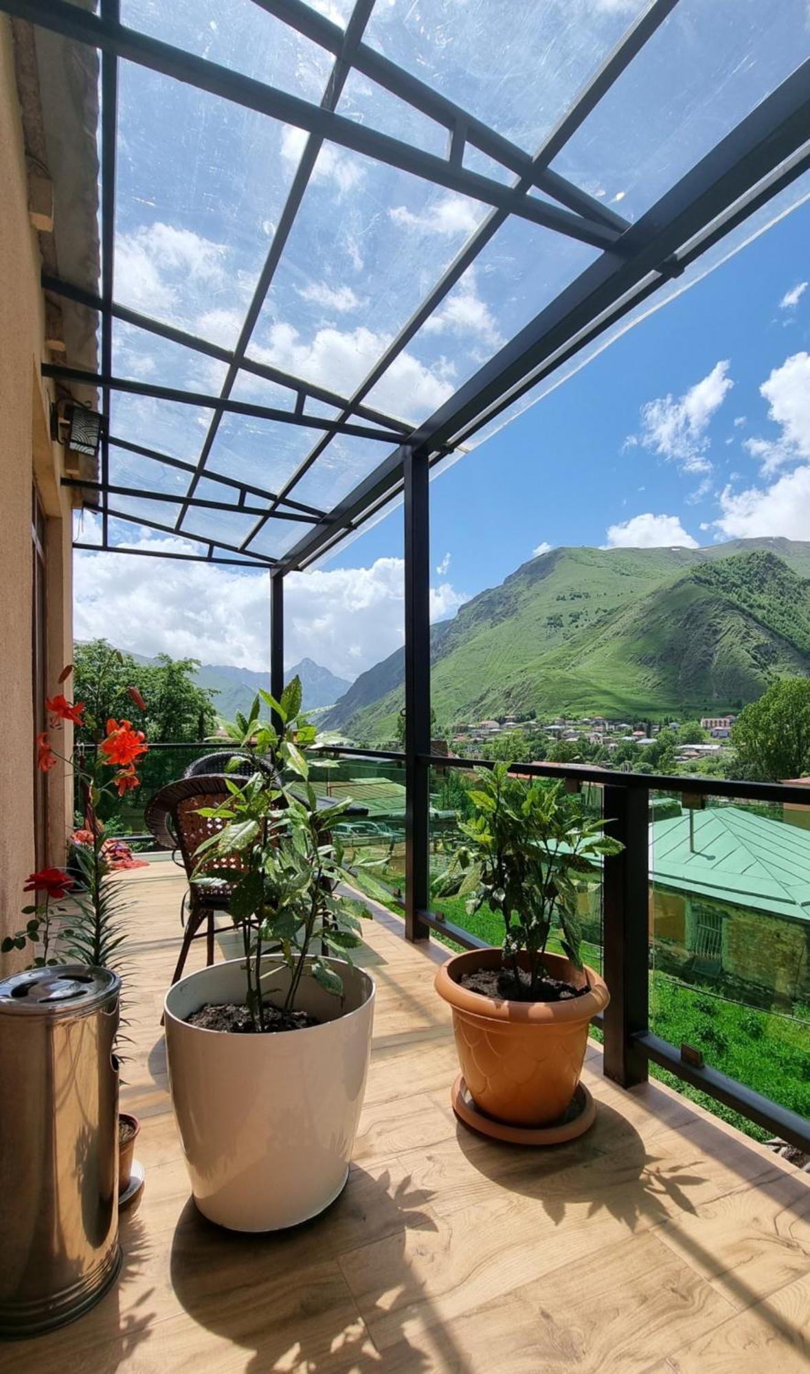 North Kazbegi Hotel Екстериор снимка